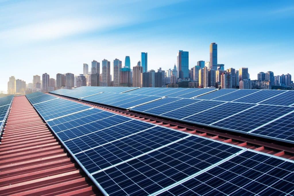 L’exécutif souhaite retoquer de manière rétroactive certains contrats solaires qu’il juge trop lucratifs. Une décision qui consterne la filière photovoltaïque.