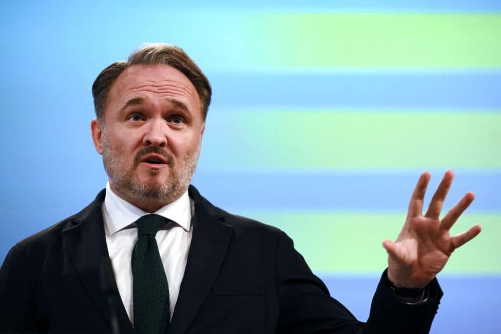 Réunis à Dublin, les ministres de l’Energie doivent coordonner leurs réponses face à la flambée du gaz et des carburants.